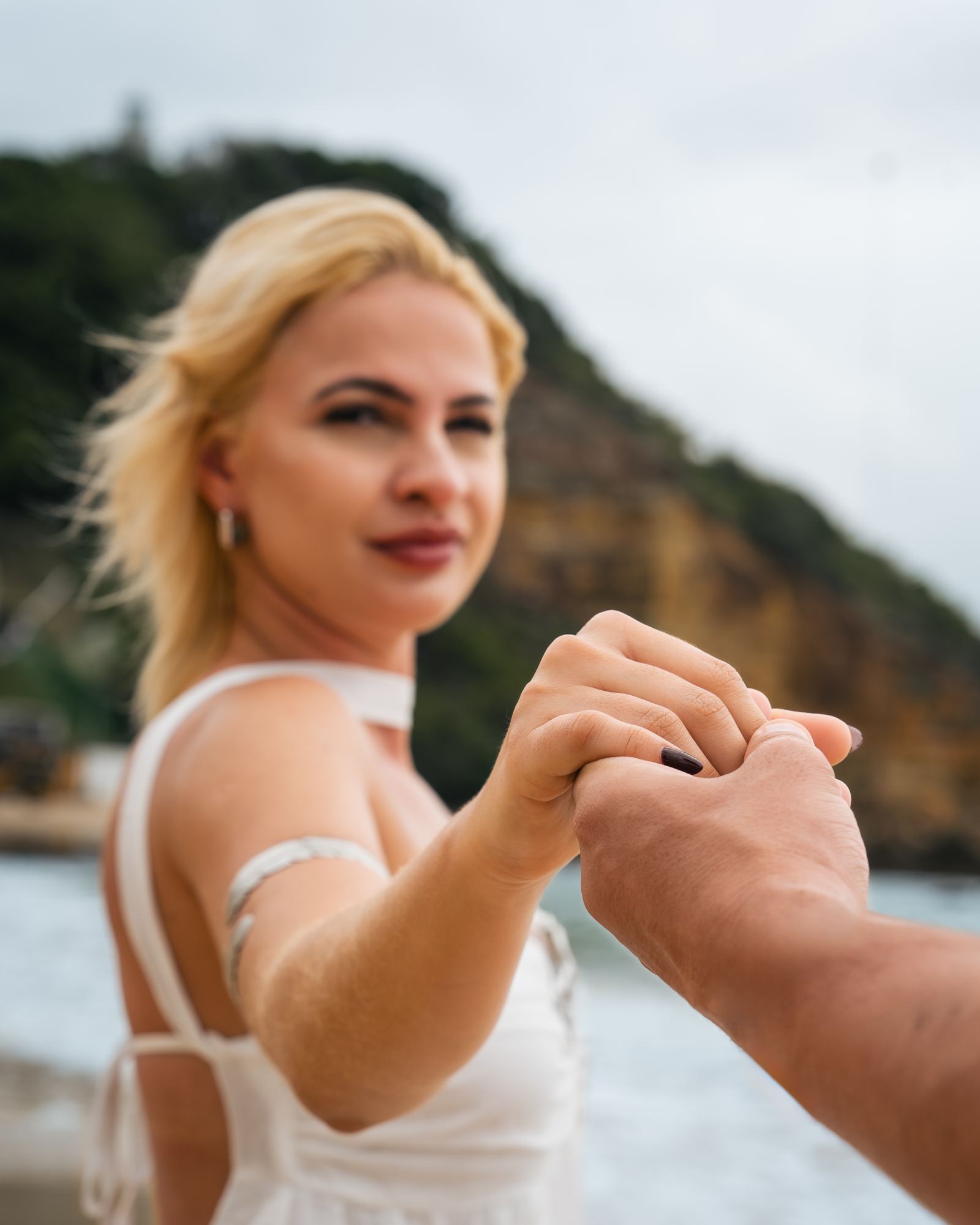 Ensaio de casal na praia em Morro de São Paulo