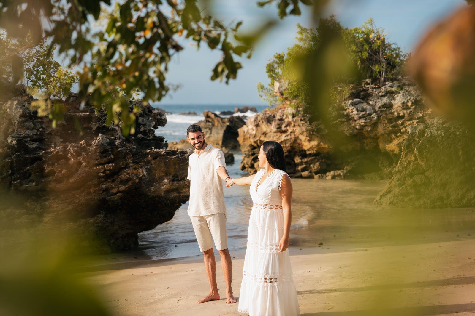 Ensaio de casal na praia em Morro de São Paulo