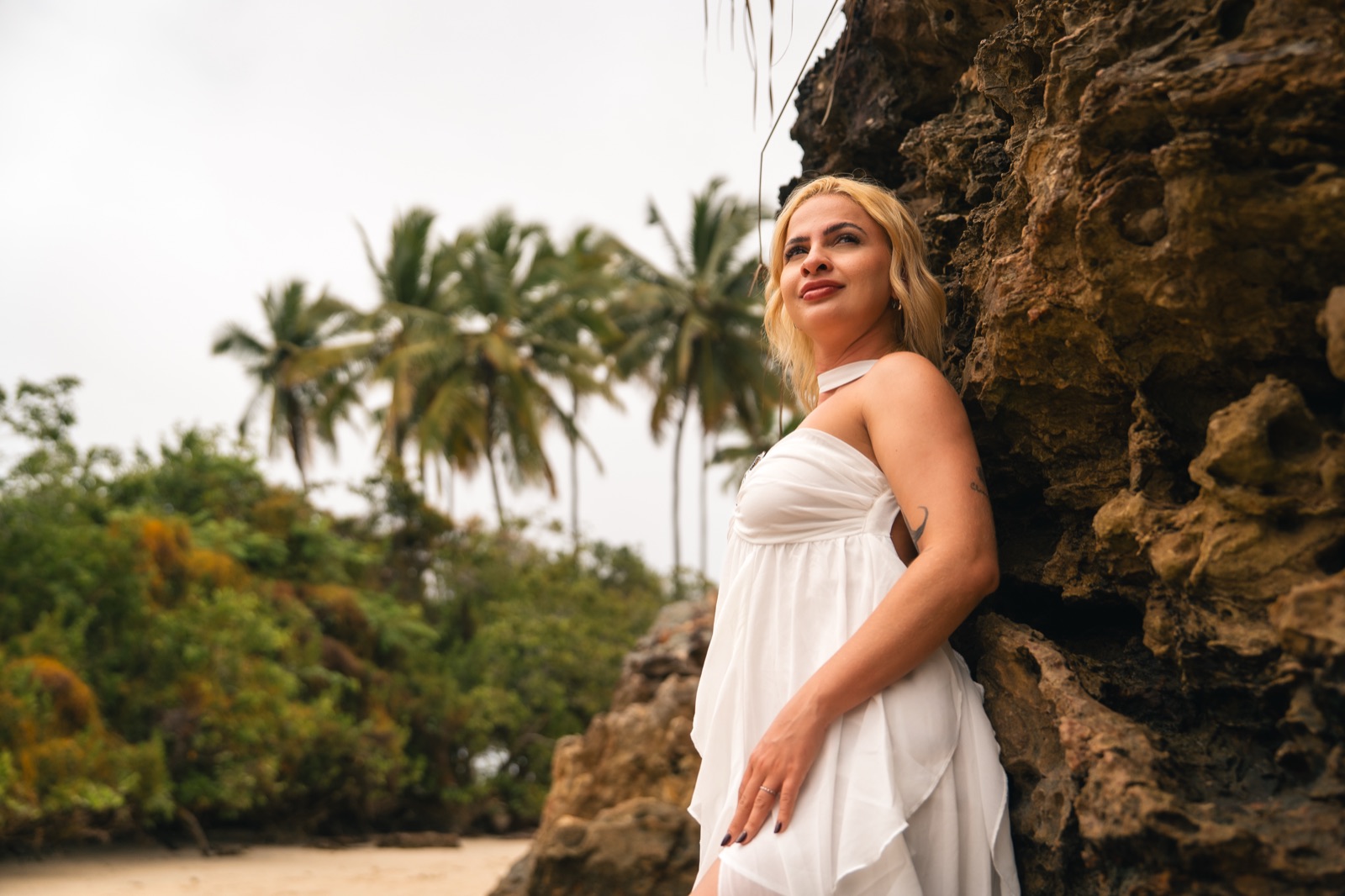 Ensaio feminino na praia em Morro de São Paulo